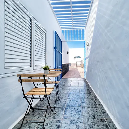 Casa Rame - Beachfront, Amazing Seaview And Air-con By Lanzarote 度假居 *