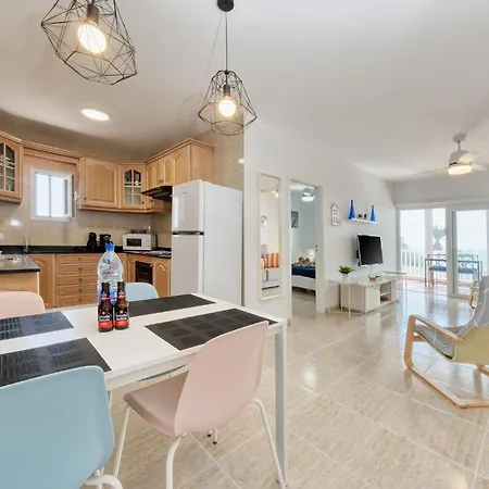 Tatil Evi Casa Rame - Beachfront, Amazing Seaview And Air-con By Lanzarote Puerto del Carmen (Lanzarote)